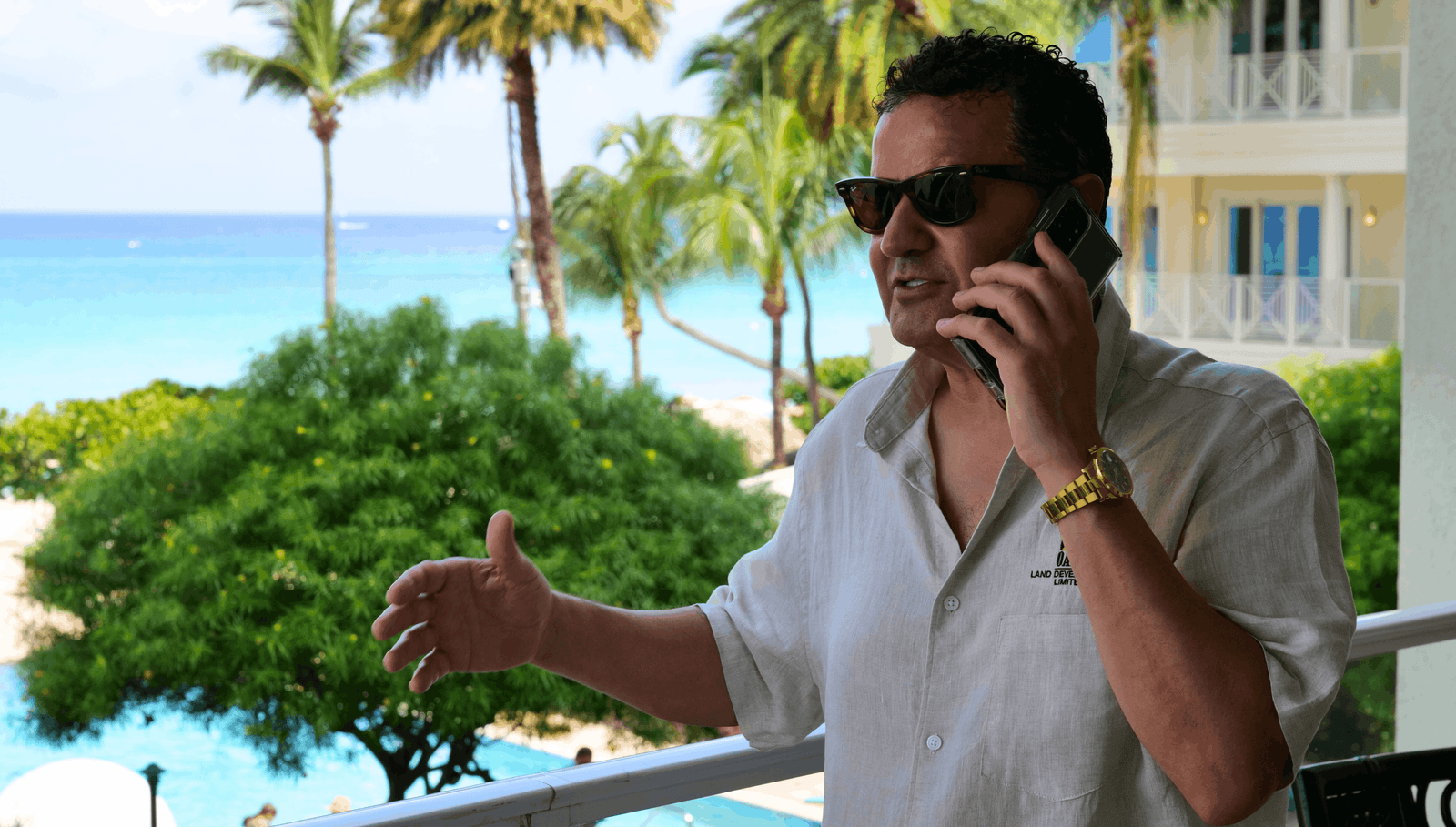 Work Remotley From Paradise – The Cayman Islands