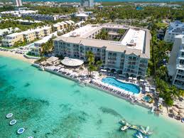 Grand Cayman Marriott Beach Resort Completes $16 Million Renovation